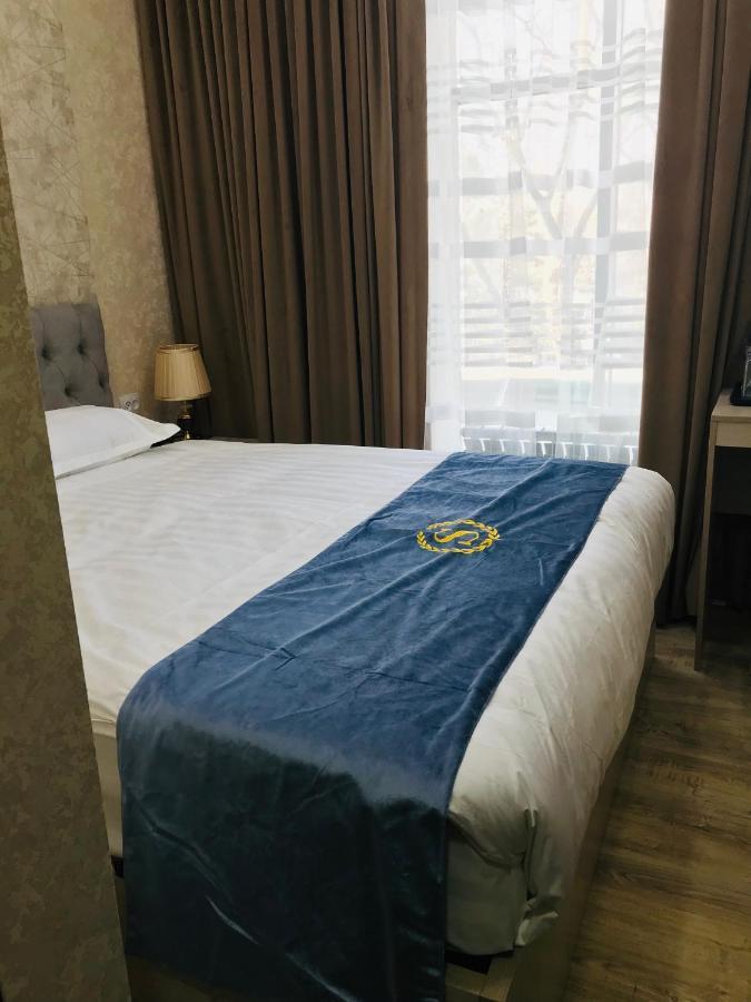 Wantong Hotel Tashkent Exterior foto